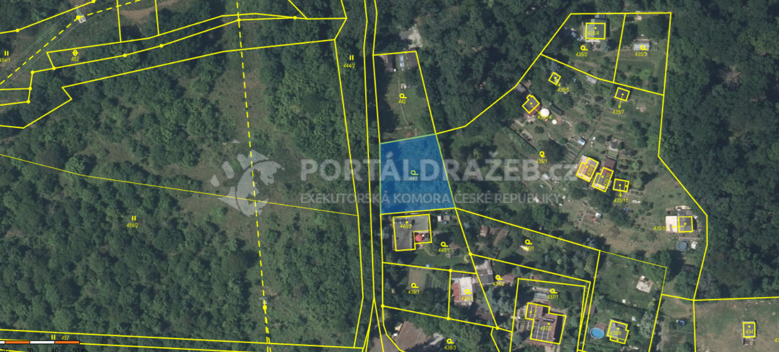 Spoluvlastnický podíl 1/2 pozemku o výměře 781 m2