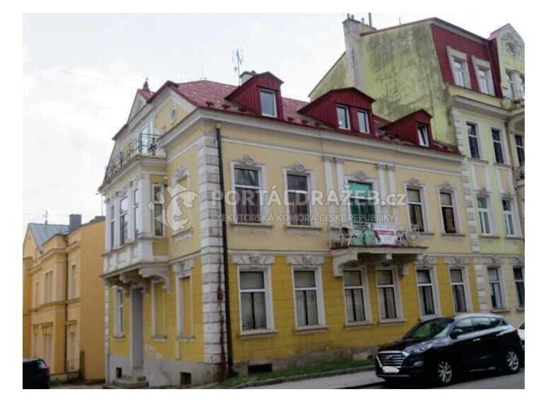 1/2 bytu 4+1 s příslušenstvím v obci Mariánské