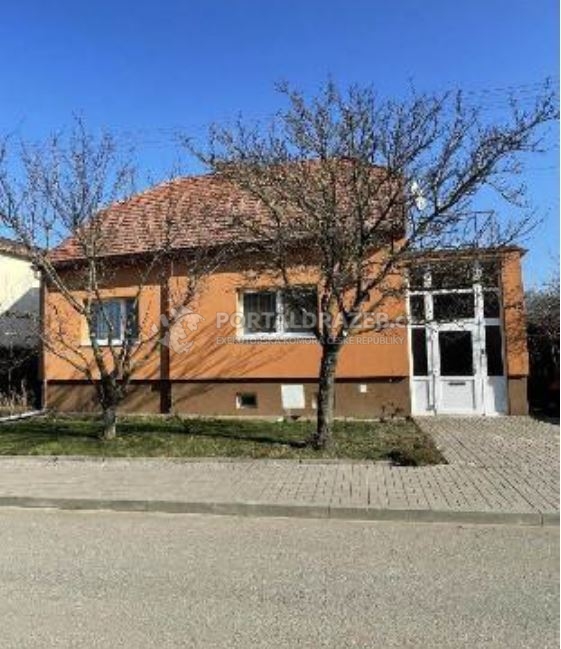 Dražba podílu na RD a pozemcích v obcích Kněždub