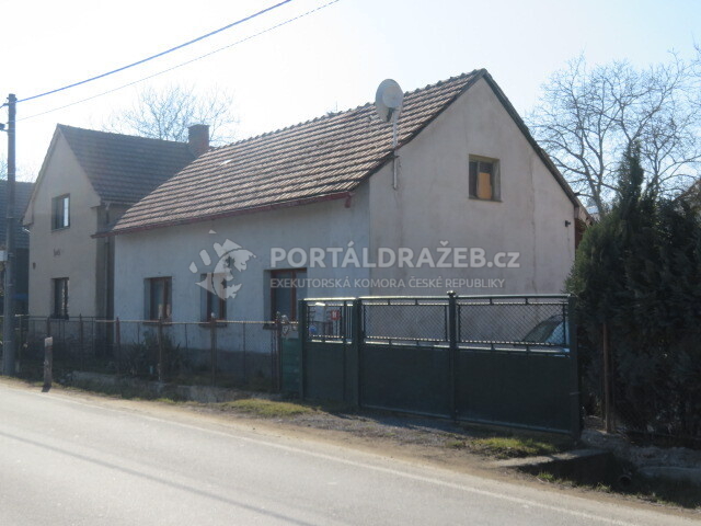Dražba RD se zahradou v obci Dřínov, okres Mělník
