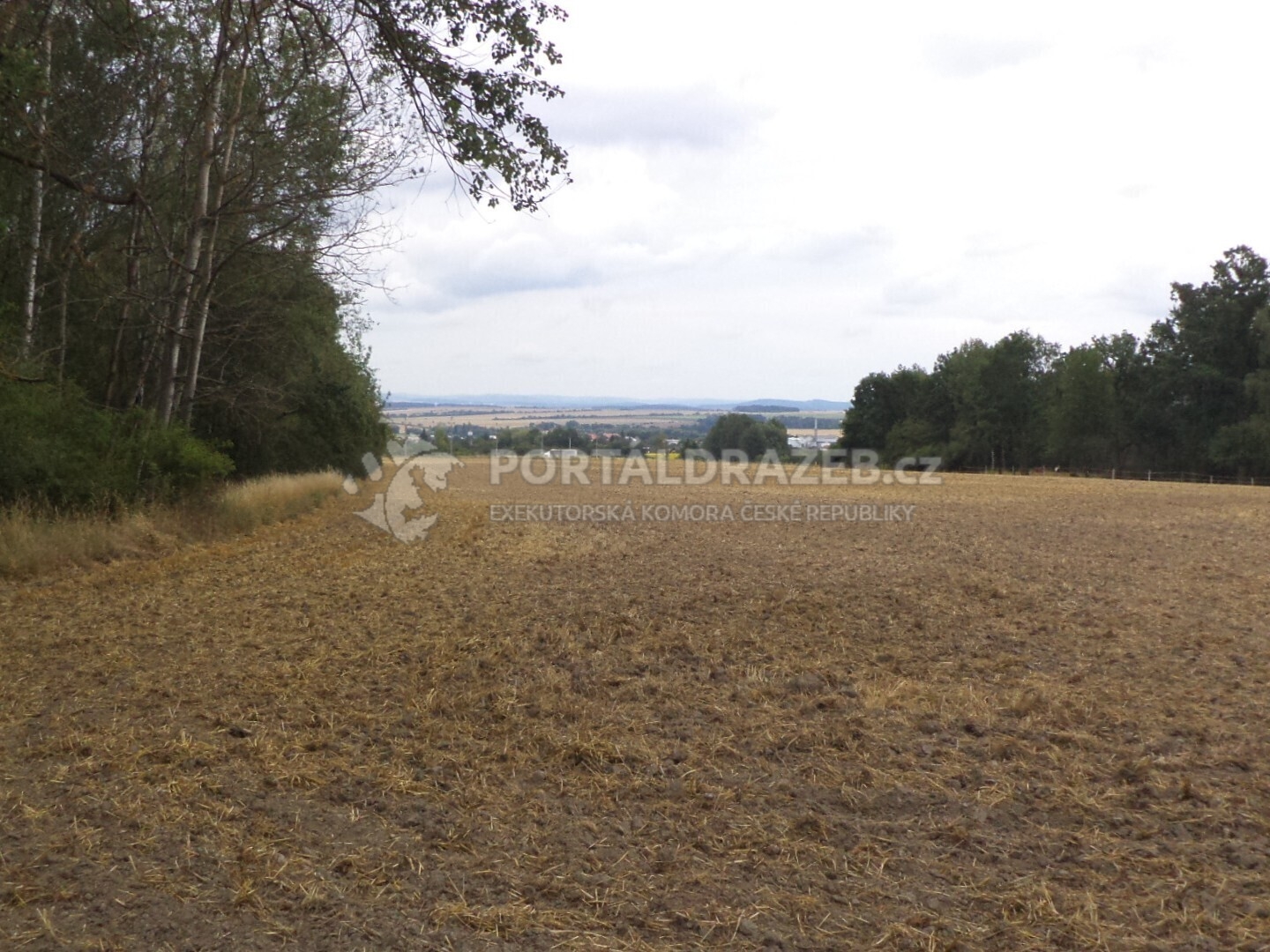 Pozemek o velikosti 1100m2, Vlkýš