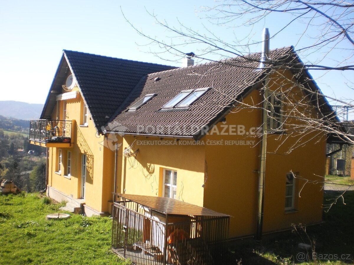 RD 135 m2 se 3 byt. jednotkami, pozemkem 1190 m2 – Ostravice, opakovaná dražba