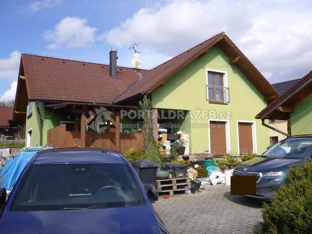 Dražba rodinného domu se zahradou v obci Dolany,