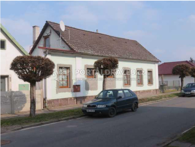 Rodinný dům s pozemkem v obci Smiřice, okres