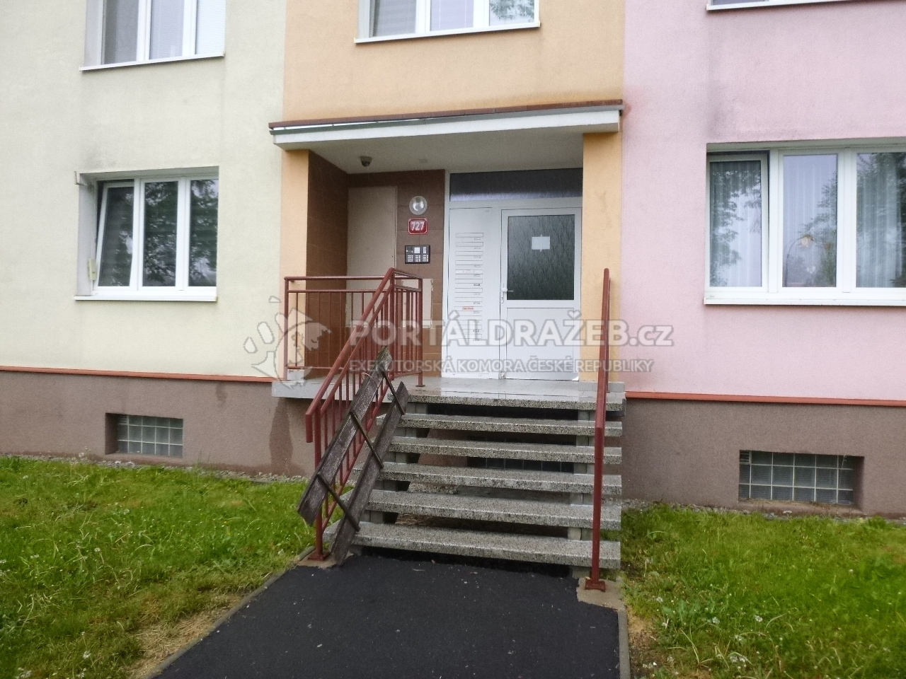 Podíl na bytě 3+1 v obci Chodov, okres Sokolov