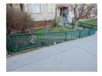 Dražba pozemků - id. podíl 691/42370 s příslušenstvím v k.ú. Hlubočepy, okres Praha