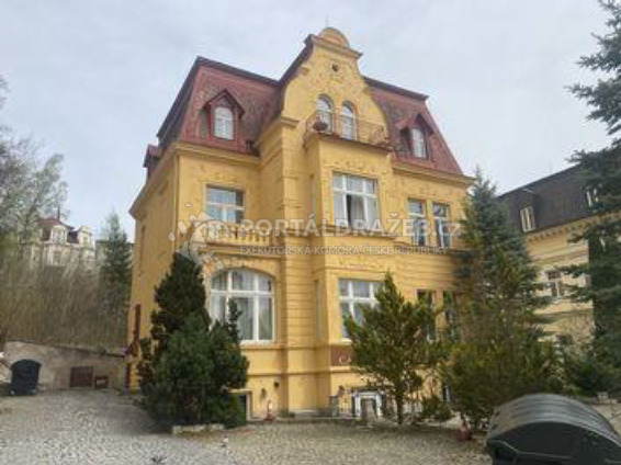 Bytový dům vilového charakteru se třemi byty (č.j.