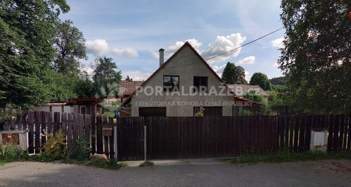 Rodinný dům se zahradou ve Skalici u České Lípy