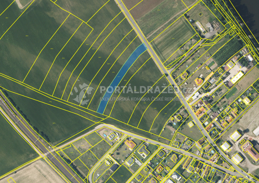 Pozemek o velikosti 2799m2, Horní Počaply, podíl