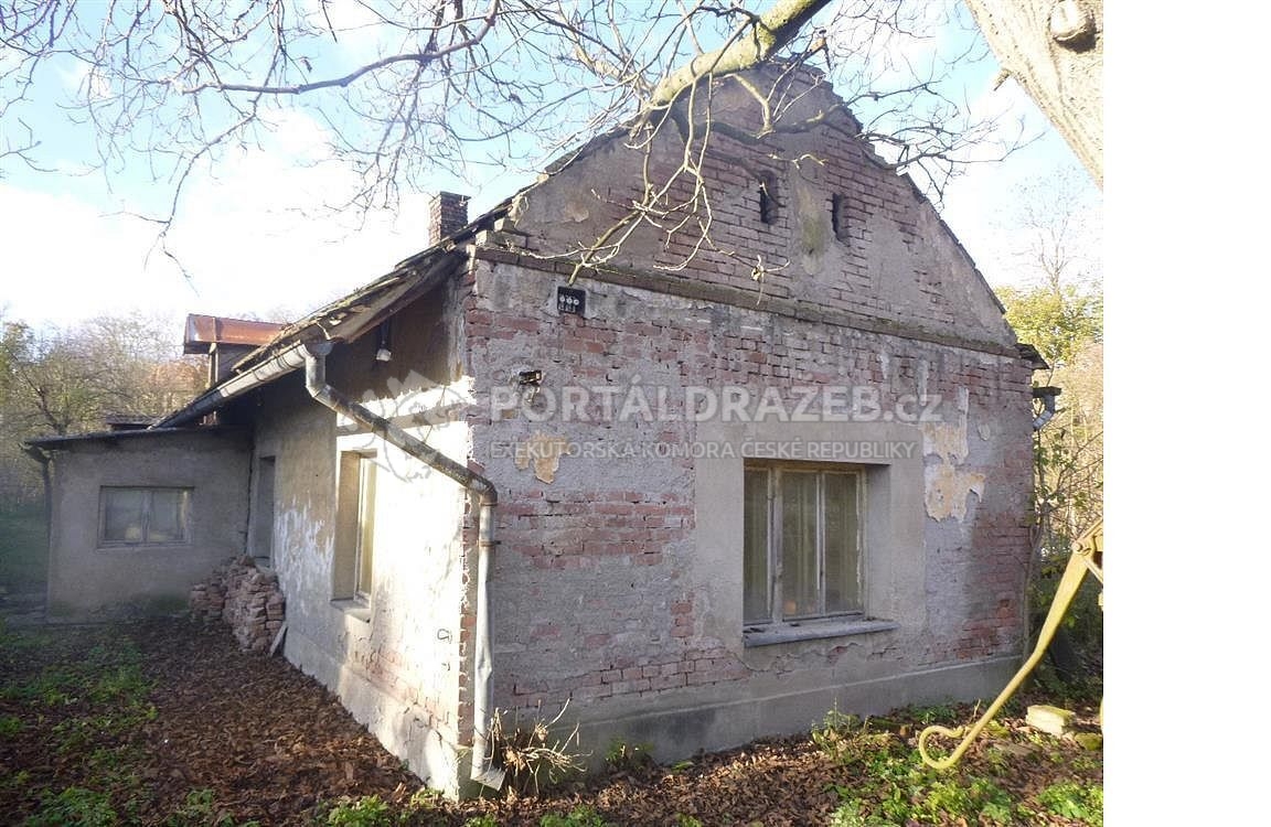 rodinný dům s pozemky, ovocný sad - k.ú.Čáslav -