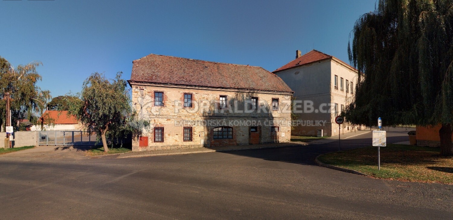 Dům se zahradou, Vrbno nad Lesy, okres Louny,