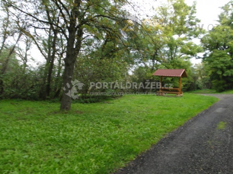 OPAKOVANÁ DRAŽBA pozemky v obci Dyjákovičky, okres Znojmo