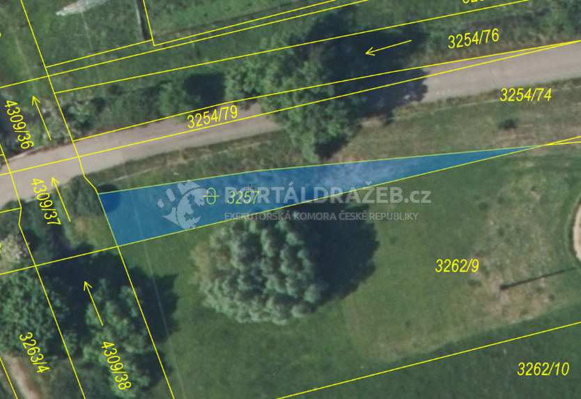 Dražba spoluvlastnického podílu ve výši 66/4320 na ostatní ploše, orné půdě, Roudnice nad Labem