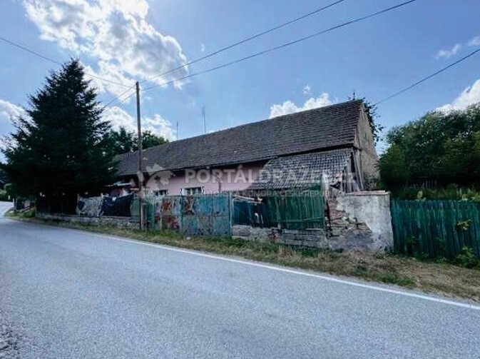 rodinný dům v obci Mačkov, okres Strakonice