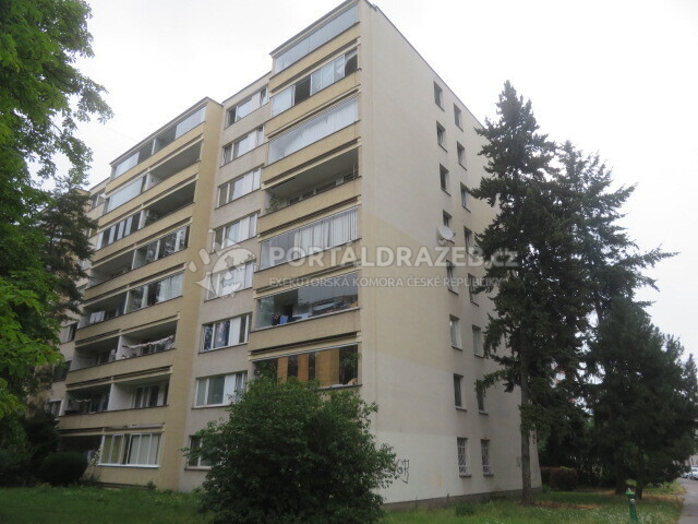 Dražba spoluvlastnického podílu na bytu ve výši id. ½, Praha