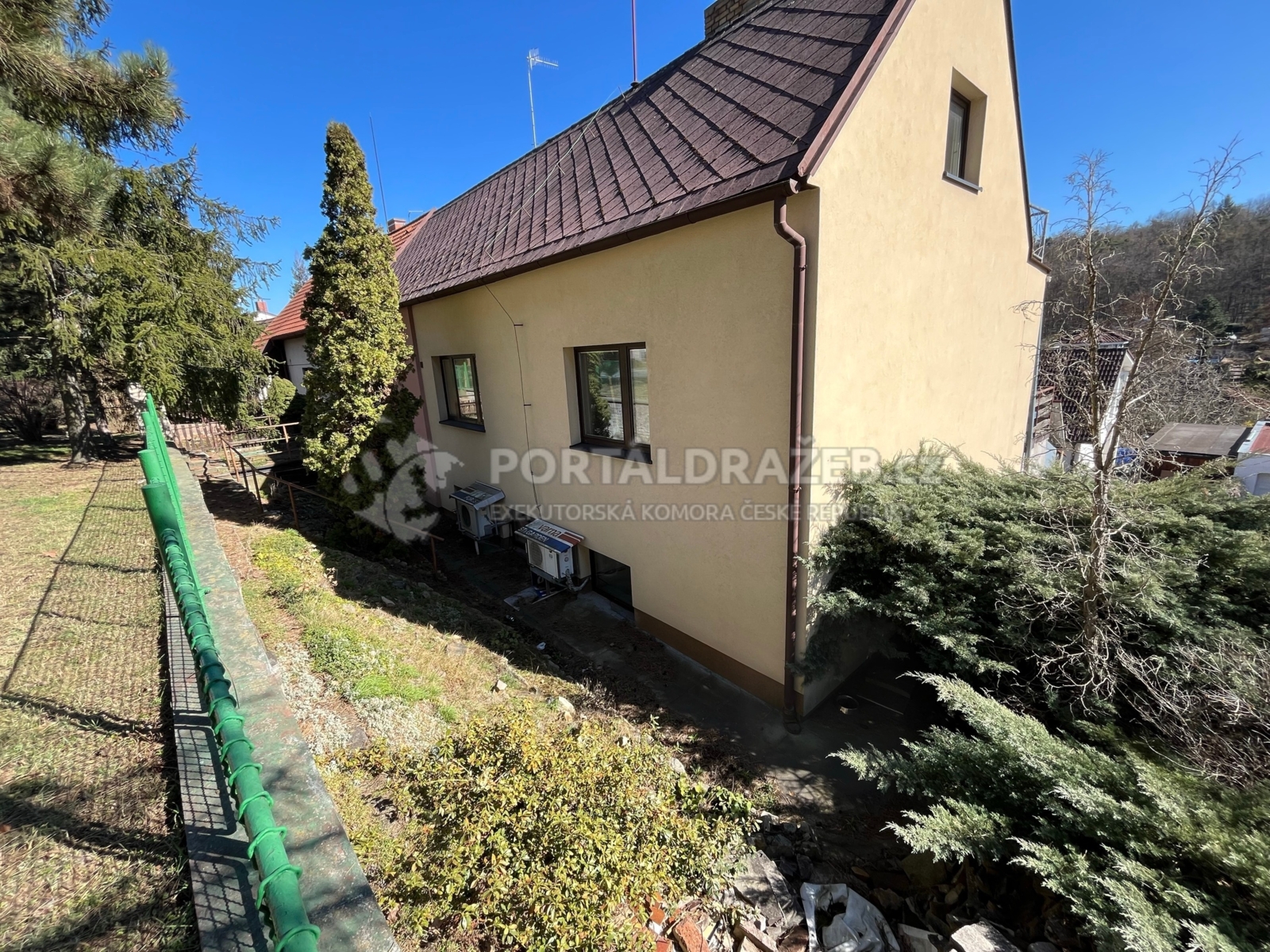 Rodinný dům v Praze – Hostivaři