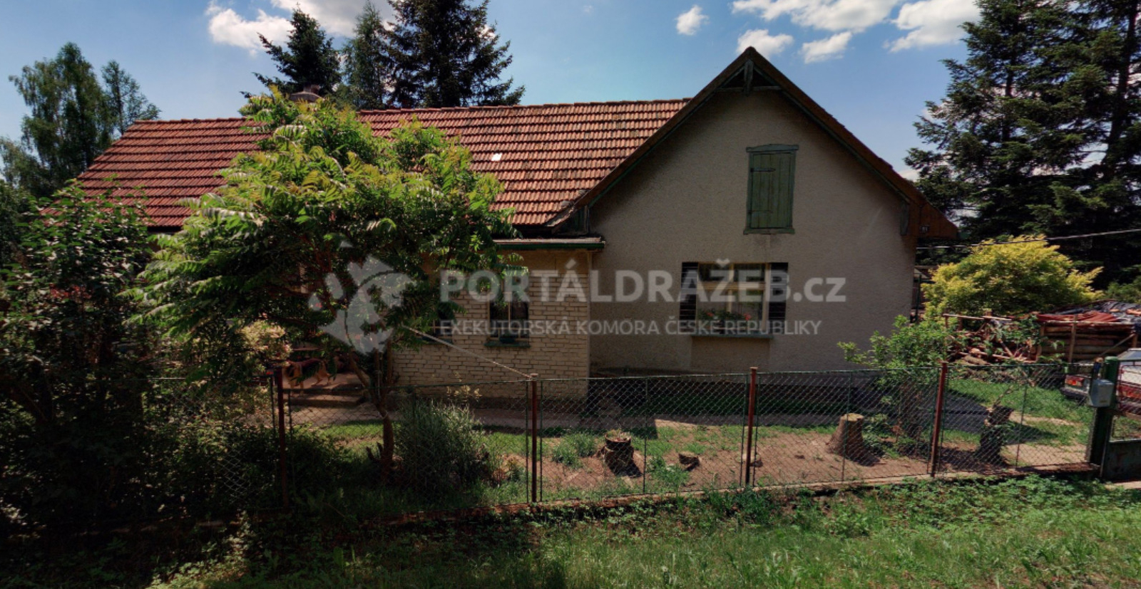 Rodinný dům s pozemky v obci Skořice, okres