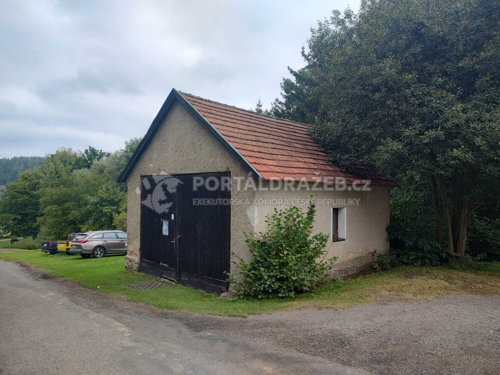 id. 1/7 objektu - obč. vybavenosti a pozemků v k.ú. Neštětice, obec Neveklov, okres Benešov, opakovaná dražba