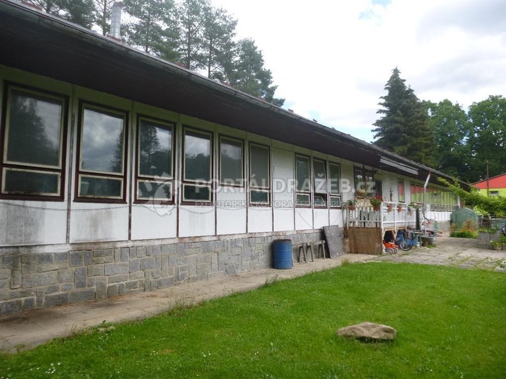 Opakovaná dražba dřevostavby (typu okál) v Chlumu