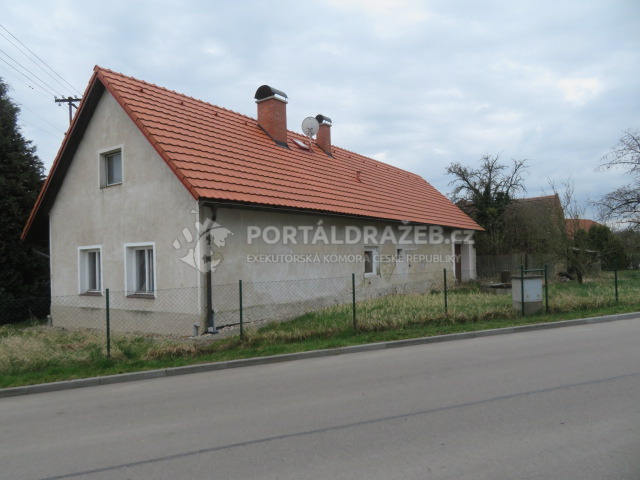 id.podíl 1/2, rod.dům Zaječice č.p. 110 se