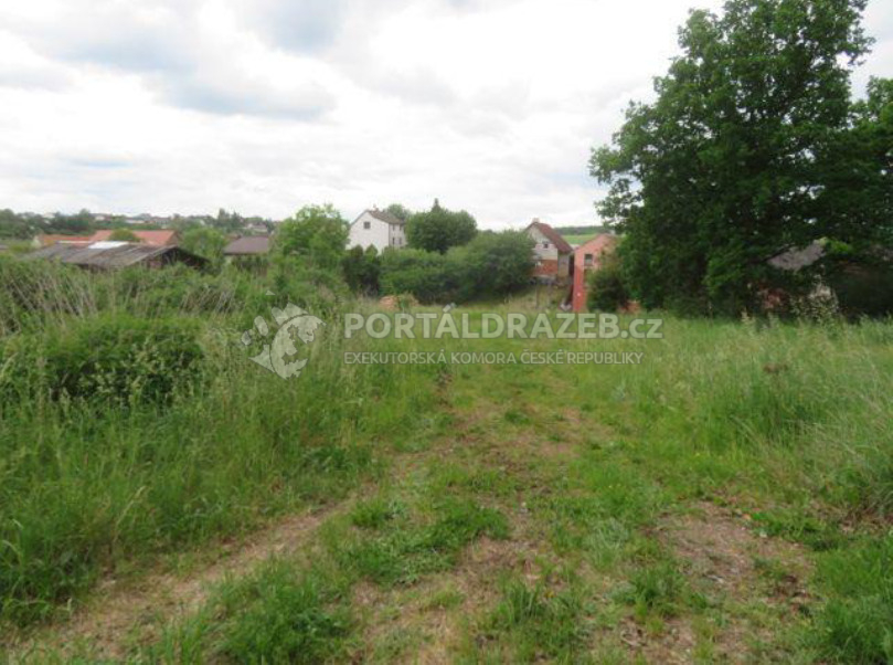 Pozemky o výměře 1175 m2 v katastrálním území Rybnice u Kaznějova, obec  Rybnice
