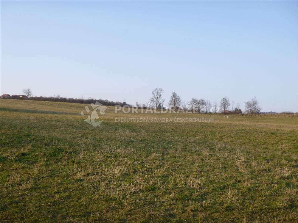 Spoluvlastnický podíl 1/6 pozemku (orná půda) o výměře 2508 m2 v k.ú. Opatovice u Vyškova, obec Vyškov