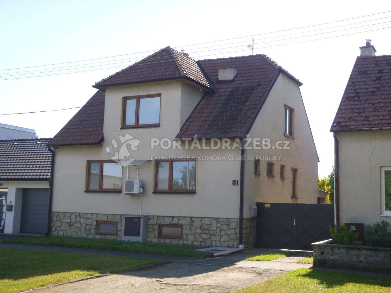 Rodinný dům v obci Jiřice u Miroslavi, okres Znojmo
