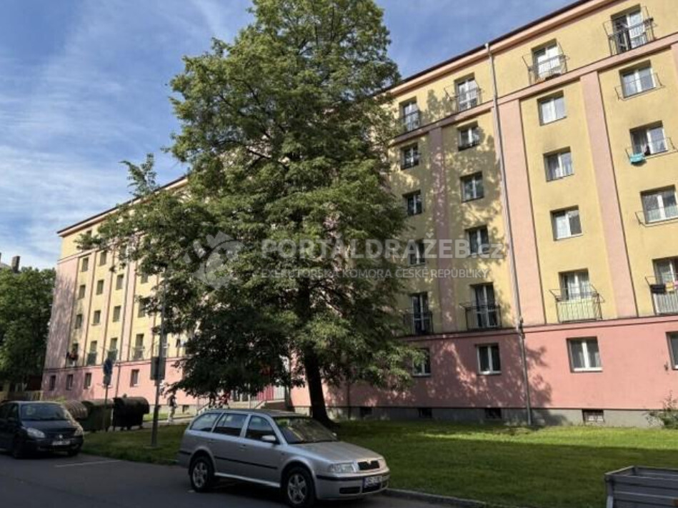 Byt (č.j. 1714/20) včetně podílu (2852/270940) na spol. částech domu a pozemku v k.ú. Zábřeh nad Odrou, Ostrava