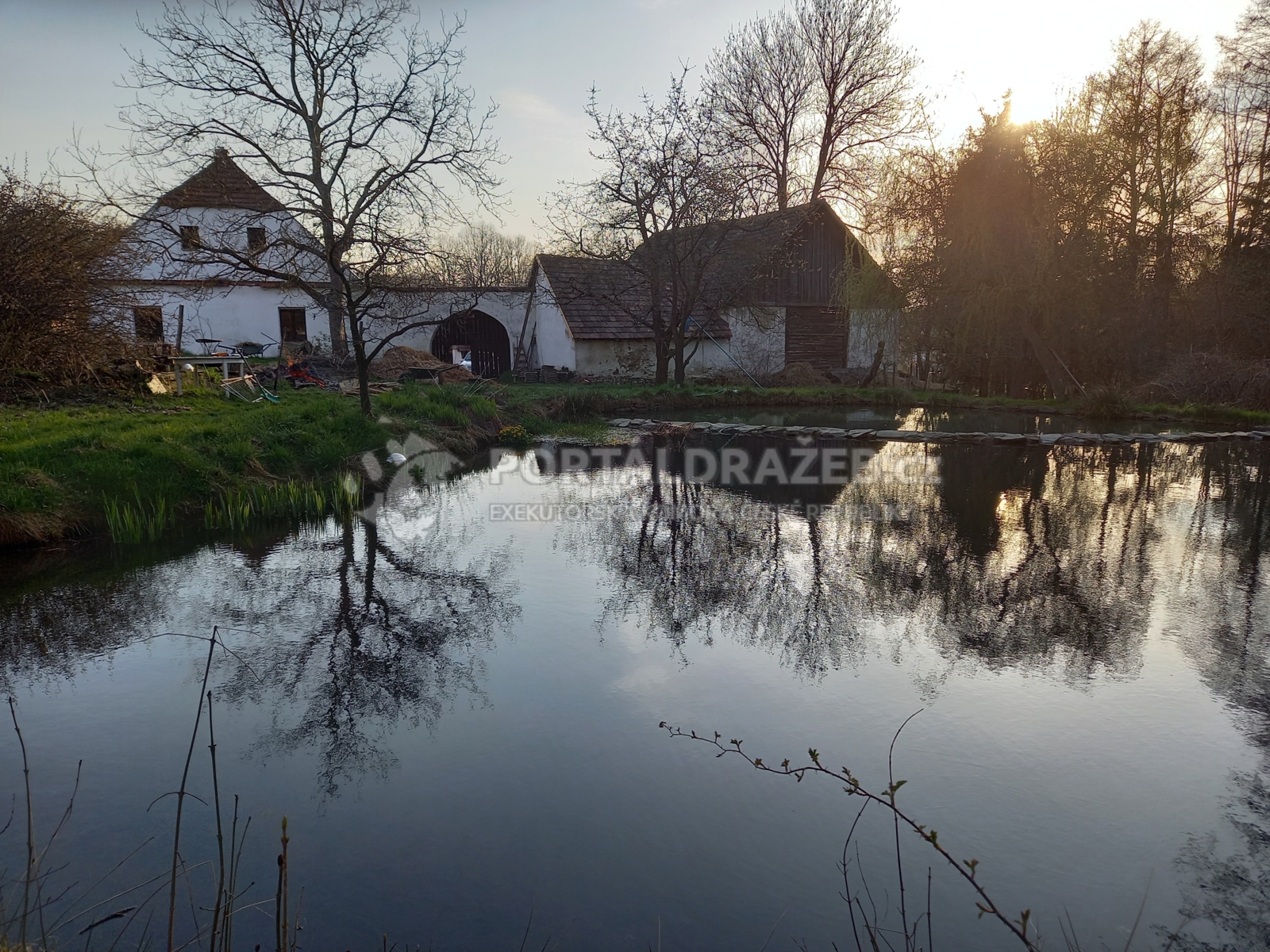 Rodinný dům se zahradou Dolní Hrachovice, okr. Tábor