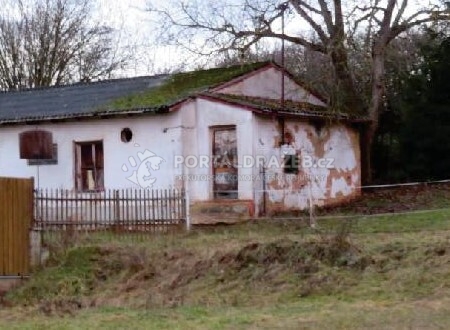 zemědělská stavba ve Starém Plzenci, okres Plzeň-