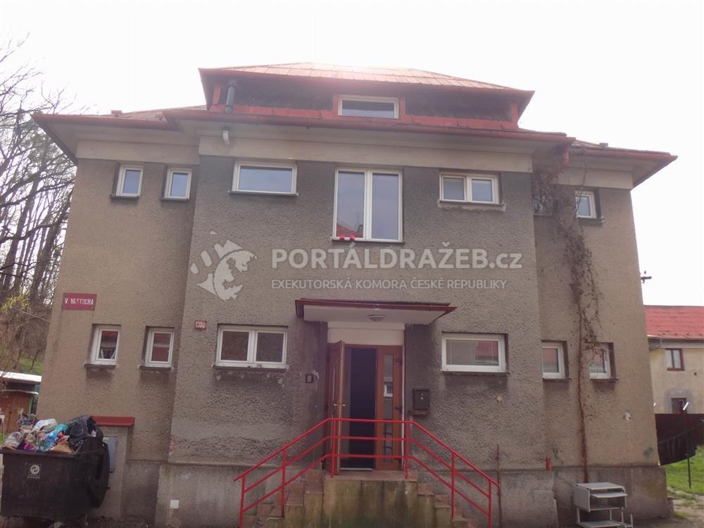 Dražba podílu id. 1/3 na bytové jednotce 1+1 v