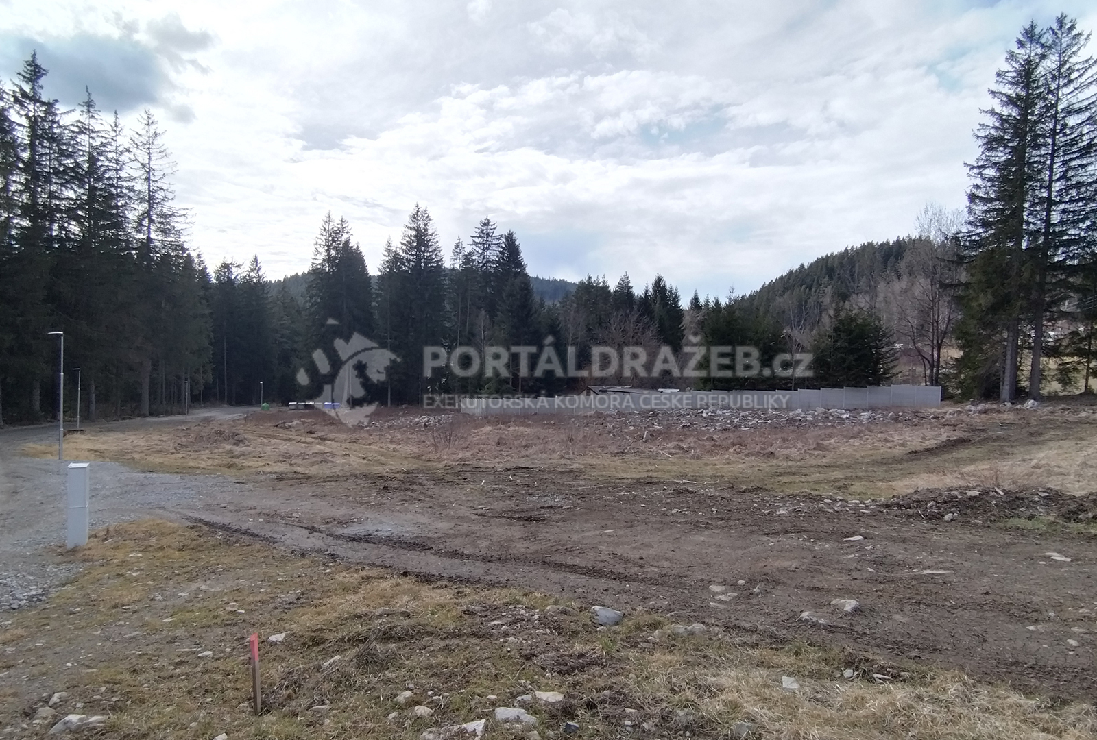 Pozemeky o velikosti 2881m2, Loučovice