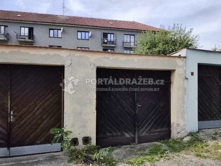 Podíl 1/2 na garáži v České Lípě