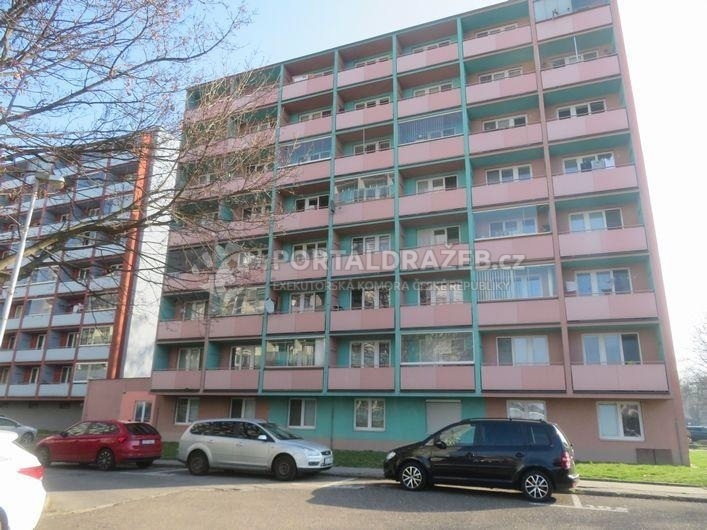 podíl 248/22448 nebyt.prostor + podíl 17329/64557642 na spol.částech - Moravská Ostrava