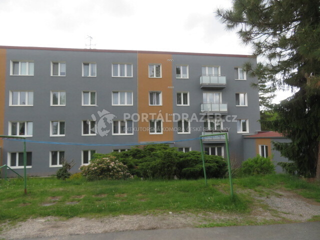 Bytová jednotka č. 408/2 v Horní Bříze, včetně spoluvlastnického podílu na pozemku