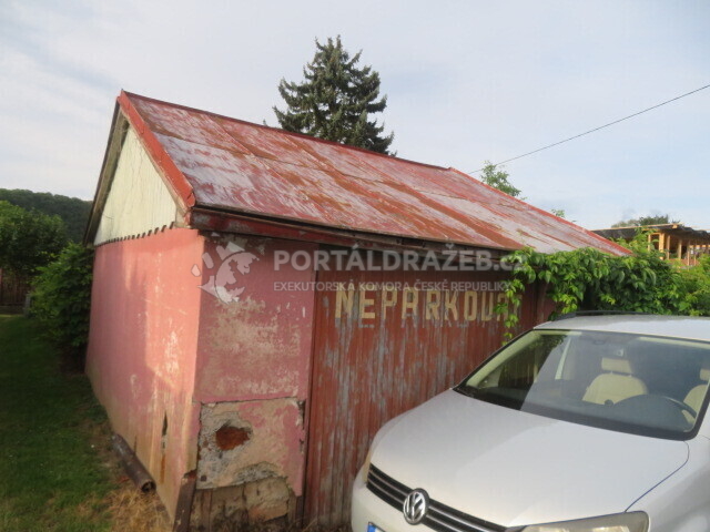 Garáž o velikosti 10m2, Praha-západ